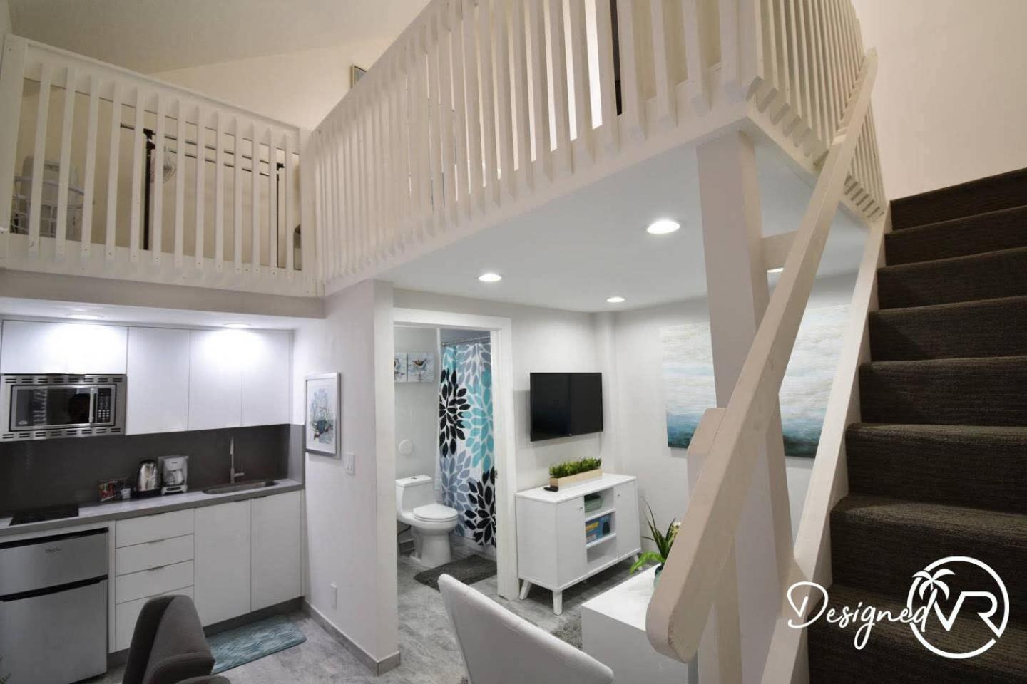 Oceanside Boutique Loft Apt Cozy Beach Unit # 7 Hollywood Exterior photo